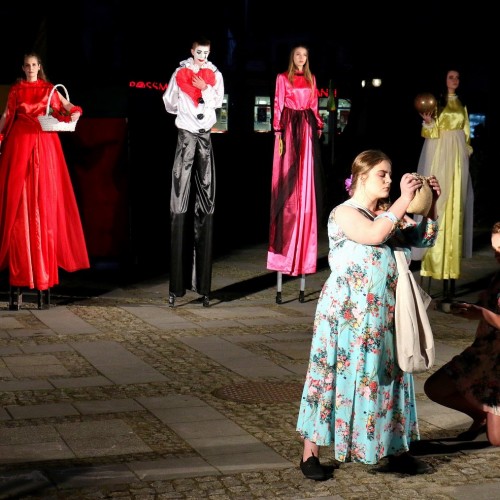 XX lecie Teatru Parra- wieczorne spektakle